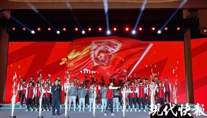 九游娱乐官方网站-苏超常州队主教练郑小田：以最佳的状态迎战学霸南通队